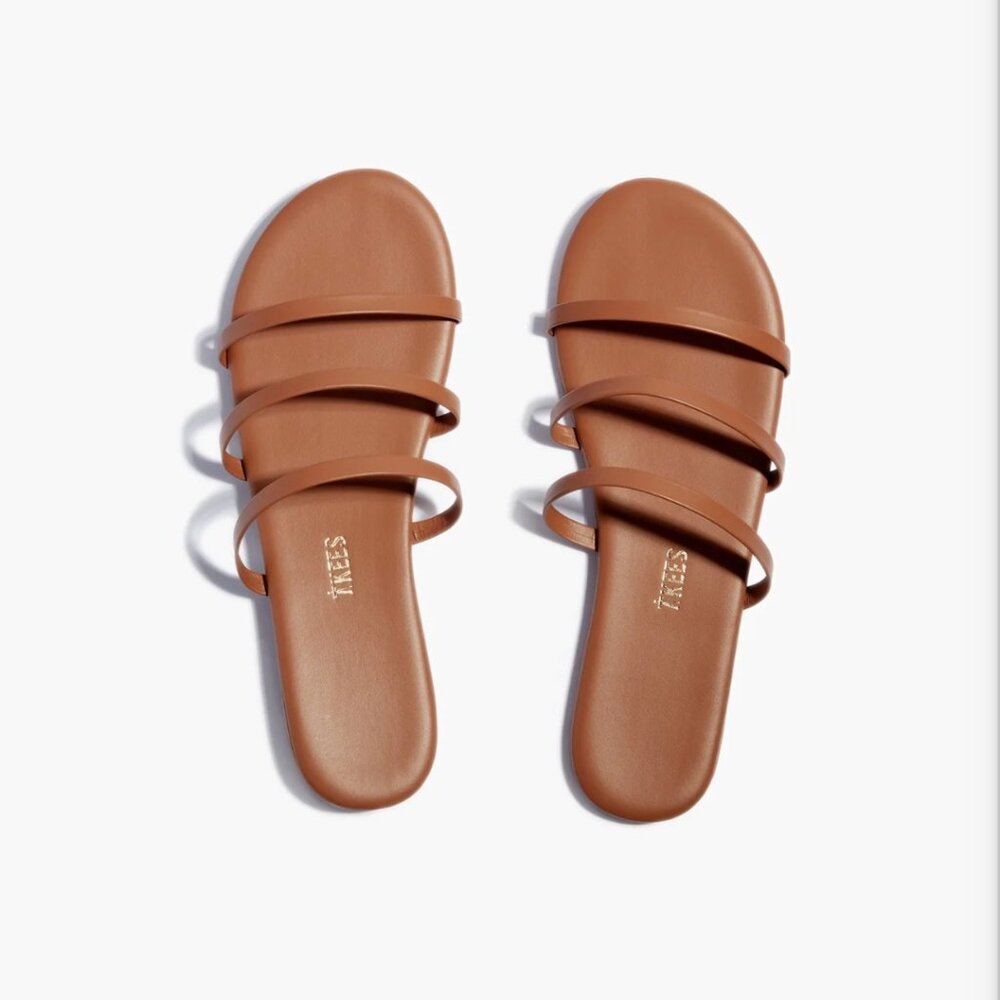 Brand new Tkees Emma sandals